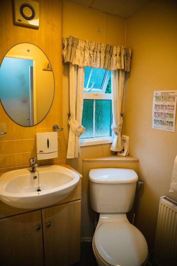 The Elms Static Caravan Cullompton Exteriör bild