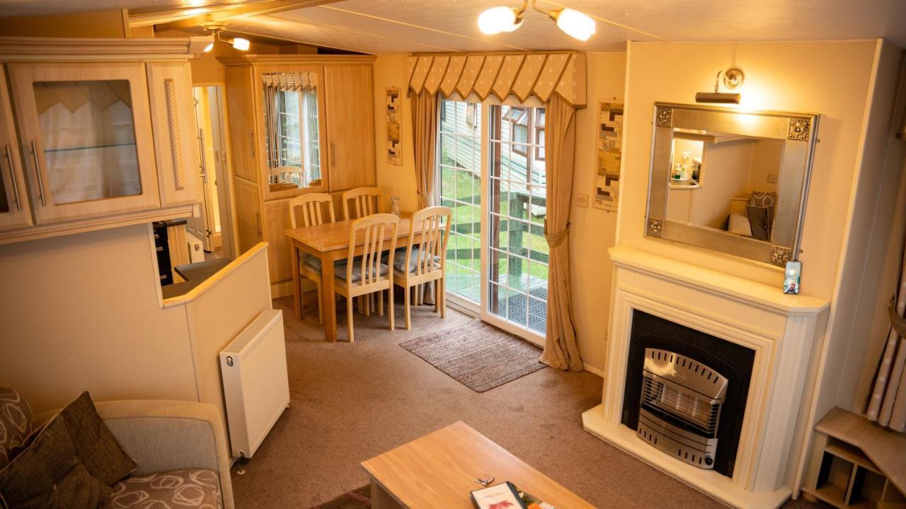 The Elms Static Caravan Cullompton Exteriör bild